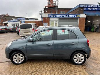 Nissan Micra Acenta CVT 1.2