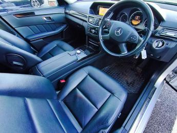 Mercedes-benz E-class E220 Executive Se Cdi Blueefficiency  / Automatic / Diesel / Sal