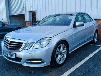 Mercedes-benz E-class E220 Executive Se Cdi Blueefficiency  / Automatic / Diesel / Sal