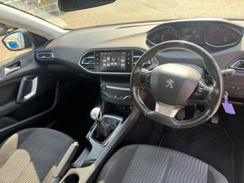 Peugeot 308 1.6 Bluehdi Active Hatchback 1.6