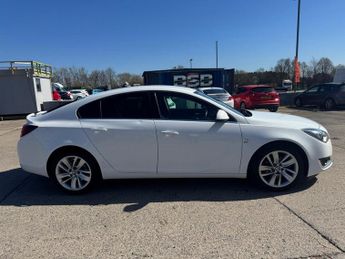 Vauxhall Insignia 2.0 Cdti Sri Nav Hatchback 2