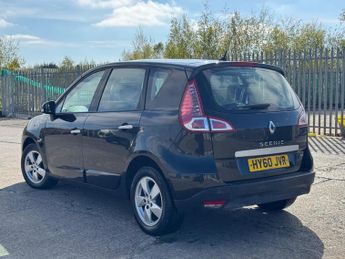 Renault Scenic 1.5 Dci Dynamique Tomtom Mpv 1.5