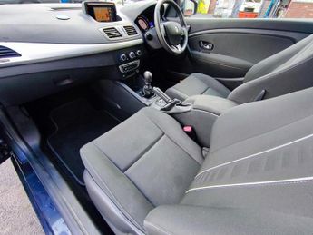 Renault Megane Dynamique Tomtom Vvt / Petrol / Manual / ulez / Hatchback / Grey