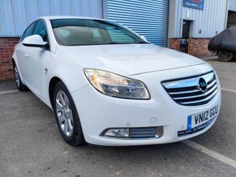 Vauxhall Insignia Sri Nav Cdti Ecoflex / Diesel / Manual / Saloon / White 2