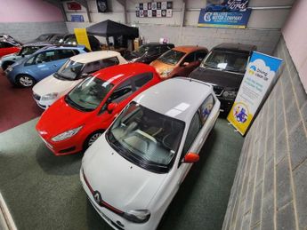 Vauxhall Insignia Sri Nav Cdti Ecoflex / Diesel / Manual / Saloon / White 2