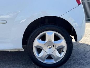 Renault Twingo 1.2 16v Dynamique Hatchback 1.2