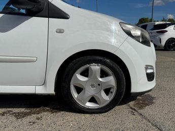 Renault Twingo 1.2 16v Dynamique Hatchback 1.2