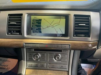 Jaguar Xf Premium Luxury D V6 Auto 2.7