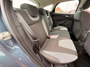 Ford Focus Zetec 105 1.6
