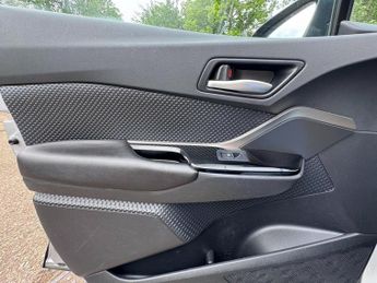Toyota C-hr AUTOMATIC 1.8 Vvt-h Design Suv AUTOMATIC 1.8