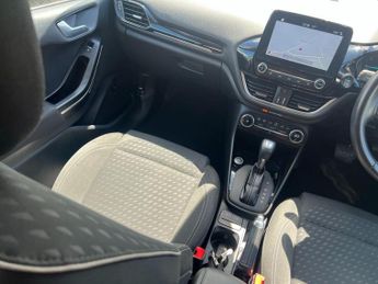Ford Fiesta Titanium T Auto 1