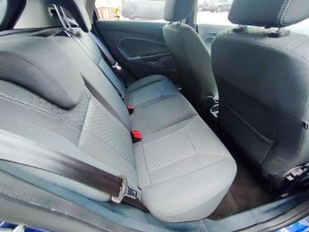 Ford Fiesta Zetec / 1.2 Petrol / Manual / ulez / 5 door / Hatchback / Blue  