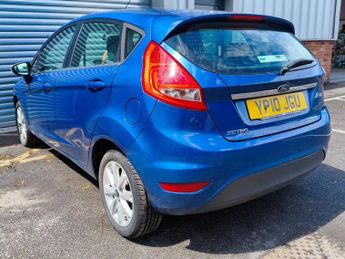 Ford Fiesta Zetec / 1.2 Petrol / Manual / ulez / 5 door / Hatchback / Blue  