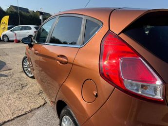 Ford Fiesta Titanium Auto 1.6