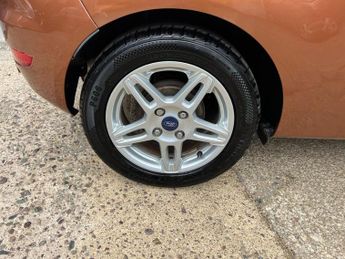 Ford Fiesta Zetec Auto 1.6