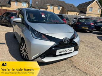 Toyota AYGO X-Play VVT-I CVT 1