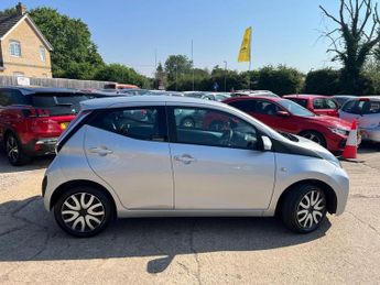Toyota Aygo X-Play VVT-I CVT 1