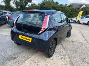 Toyota Aygo X-Play VVT-I CVT 1