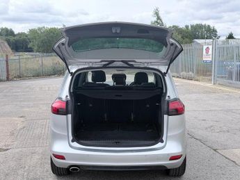 Vauxhall Zafira Tourer 2.0 Cdti Elite Mpv 2