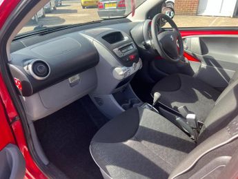 Peugeot 107 Urban Automatic 1
