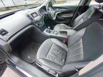 Vauxhall Insignia Elite Cdti Ecoflex / Manual / Diesel / Saloon / Black / ?20 Road