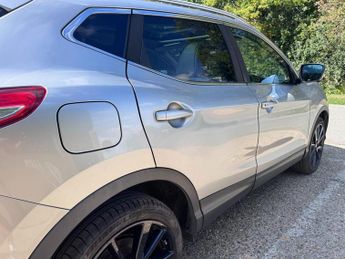 Nissan Qashqai 1.6 dCi Tekna XTRON 2WD Euro 6 (s/s) 5dr 1.6
