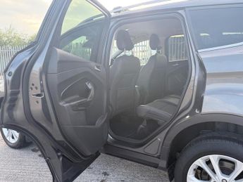 Ford Kuga 2.0 Tdci Titanium Suv 2
