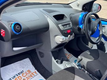 Toyota Aygo Blue Vvt-i Semi-auto 1