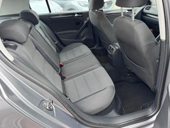 Volkswagen Golf Se Tdi 140 Semi-auto 2
