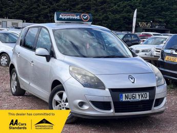 Renault Scenic 2.0 Vvt Dynamique Tomtom Mpv 2