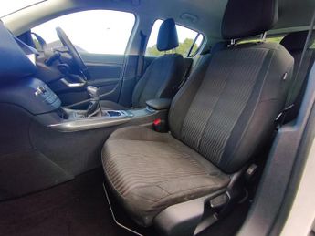 Peugeot 308 Active Hdi / Manual / Diesel / Full History / Hatchback / White 