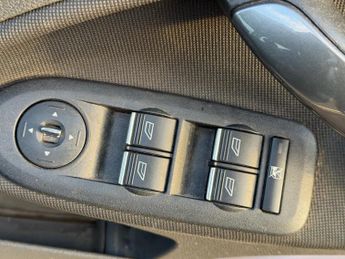 Ford C-max Titanium Auto 2