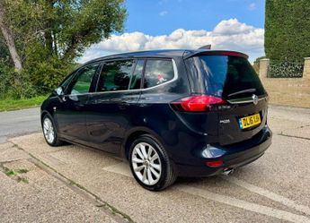 Vauxhall Zafira Tourer 2.0 Cdti Elite Mpv 2
