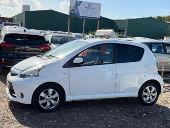 Toyota Aygo Move With Style Vvt-i Semi-auto 1