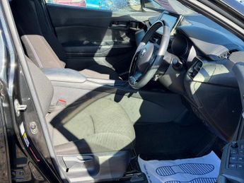 Toyota C-HR 1.8 VVT-h Icon CVT Euro 6 (s/s) 5dr 1.8