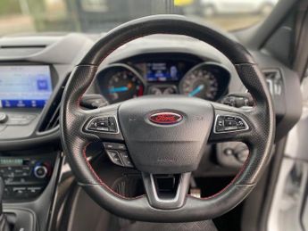 Ford Kuga 2.0 Tdci ST LINE AUTOMATIC ULEZ FSH 1 PRE OWNER 2