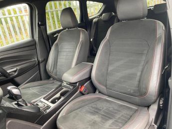 Ford Kuga 2.0 Tdci ST LINE AUTOMATIC ULEZ FSH 1 PRE OWNER 2