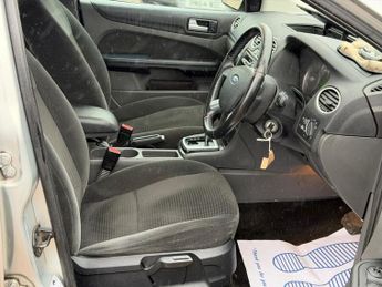 Ford Focus Ghia Auto 1.6