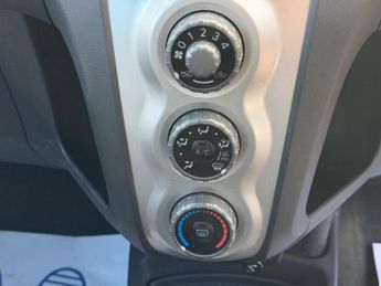Toyota Yaris T3 Semi-auto 1.3