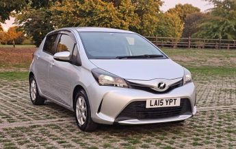 Toyota Yaris 1.3 VVT-i Hatchback 5dr Petrol Automatic 1.3