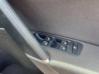 Volkswagen Golf Match TSI DSG 1