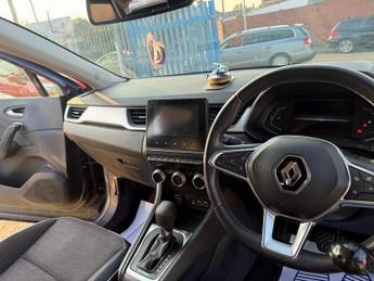 Renault Captur Techno E-tech Hev Auto 1.6