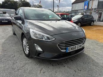 Ford Focus Titanium 1