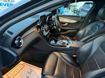 Mercedes-benz C-class C220 D Amg Line Premium+ Auto 2.1