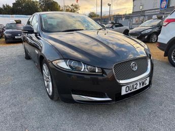 Jaguar XF Luxury D Auto 2.2