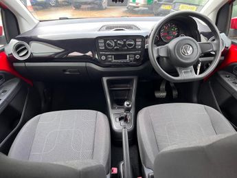 Volkswagen Up! High Up Auto 1