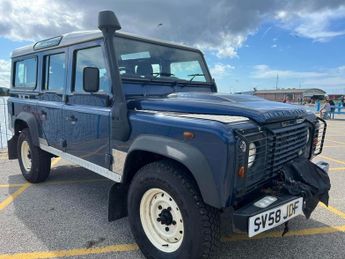 Land Rover Defender 110 Station Wagon 2.4