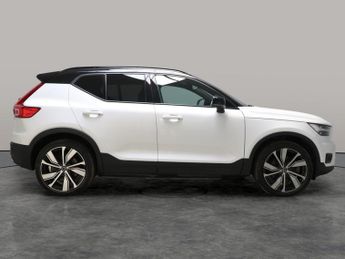 Volvo XC40 P8 78kWh First Edition AWD (408 ps) - AUTO PARK - LED - HEATED S