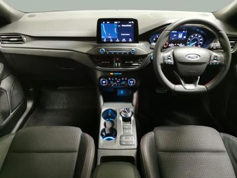 Ford Focus 1.0T EcoBoost ST-Line X (125 ps) - BLUETOOTH - PADDLE SHIFT - PA