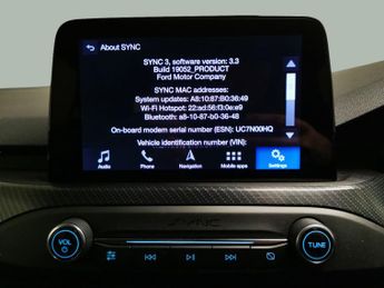 Ford Focus 1.0T EcoBoost ST-Line X (125 ps) - BLUETOOTH - PADDLE SHIFT - PA